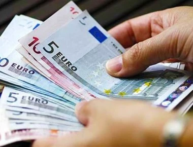 Αναδρομικά: Η αίτηση που πρέπει να κάνουν οι συνταξιούχοι- Πως να μην πέσουν στην παγίδα του ΕΦΚΑ (βίντεο)